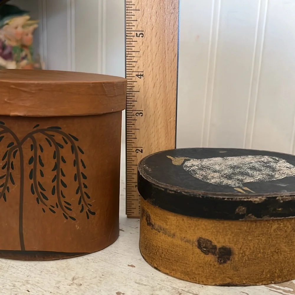 Lot primitive folk art hand painted boxes 1 with metal lid